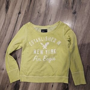American Eagle Outfitters Light Yellow Graphic Sweatshirt